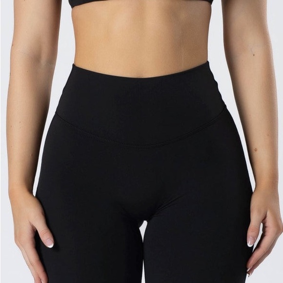 Paragon Sculptseam Flared Leggings - Picture 4 of 7